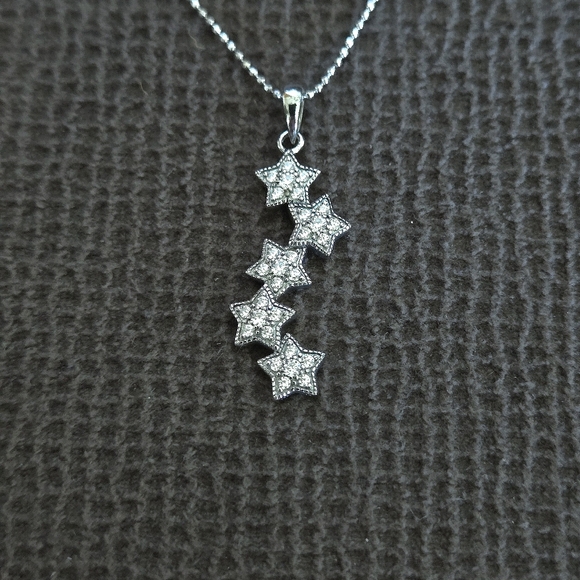 bleu💙 sage Cascading Stars⭐️ Pendant Necklace ☆BONUS PENDANT WITH PURCHASE☆ - Picture 2 of 15